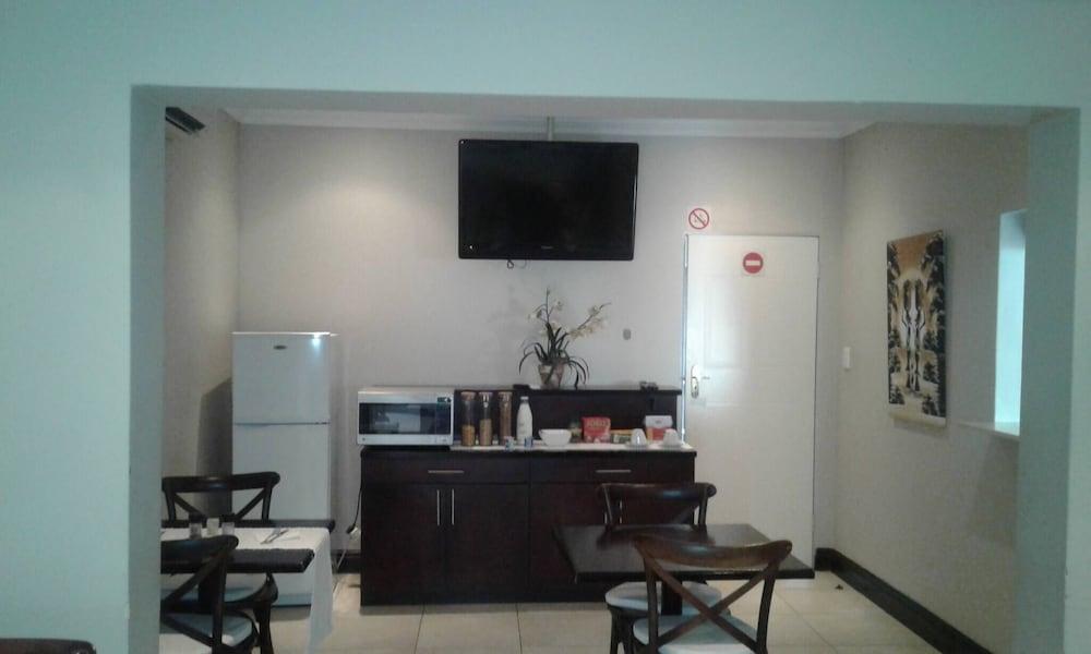 Fairview Bed And Breakfast - Double Room 1