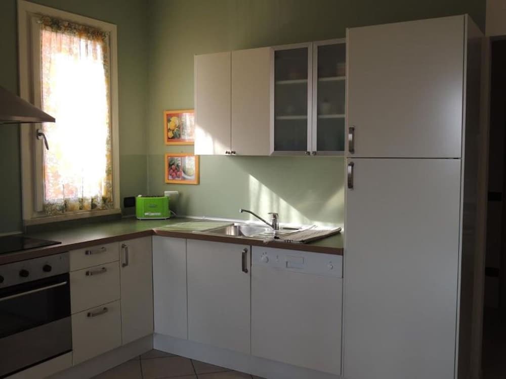 Villa Rosa - 3 Bedroom Apartment