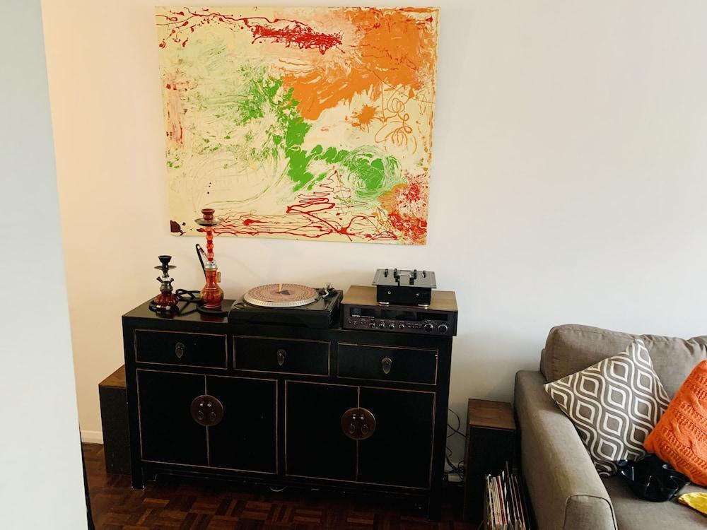 Stylish Central House Next To Warwick Castle