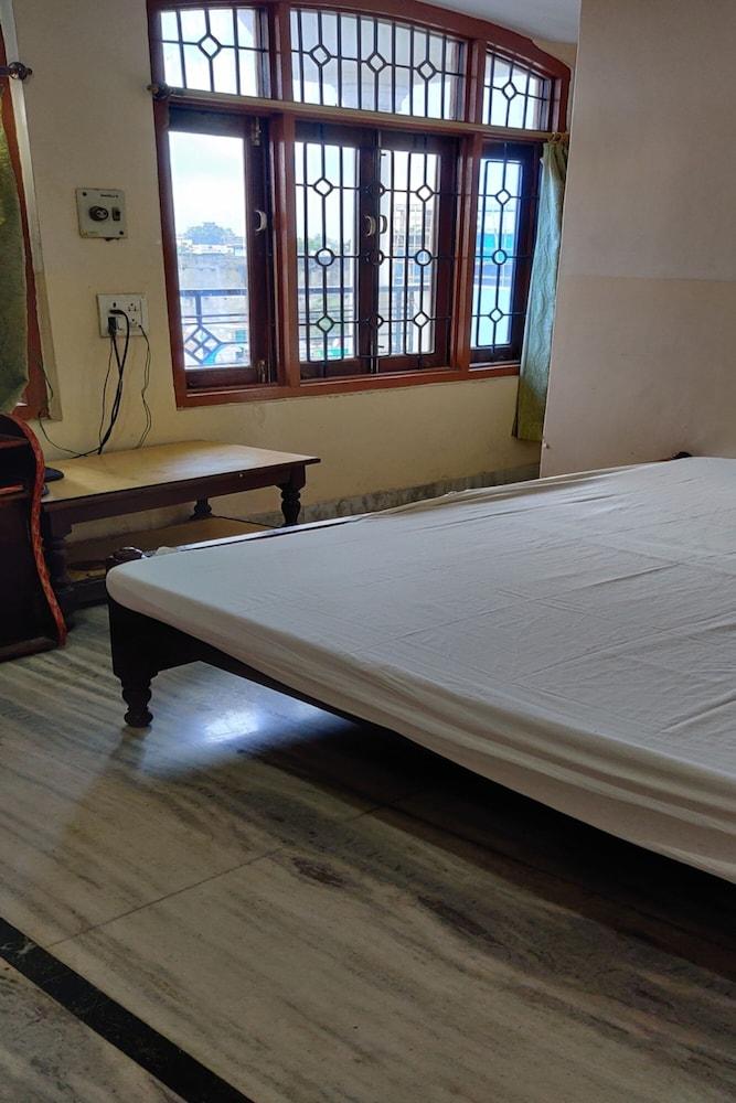 Hotel Krishan Kanhiya