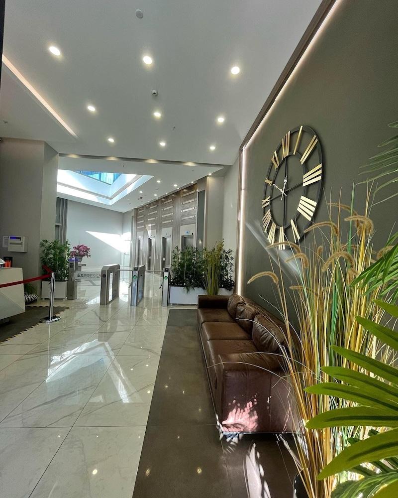 Zmzm Express24 Suites