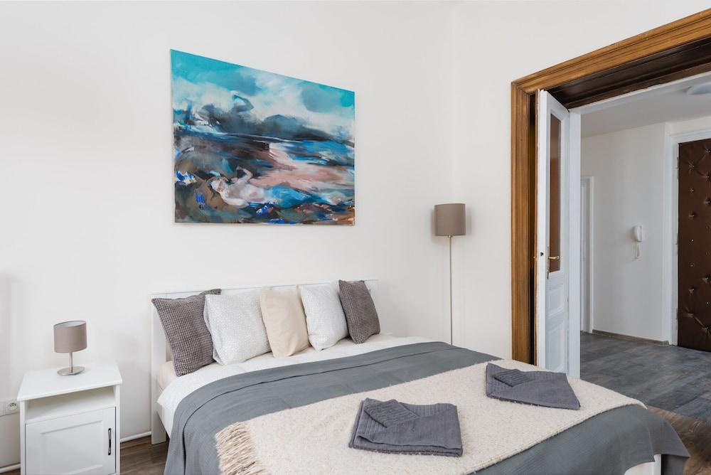 Gallery apartment - Space & Comfort