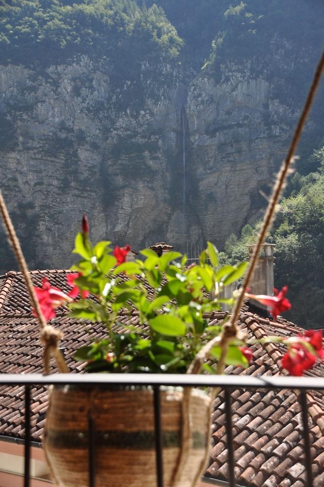 Hostel Armonia & Community Museum