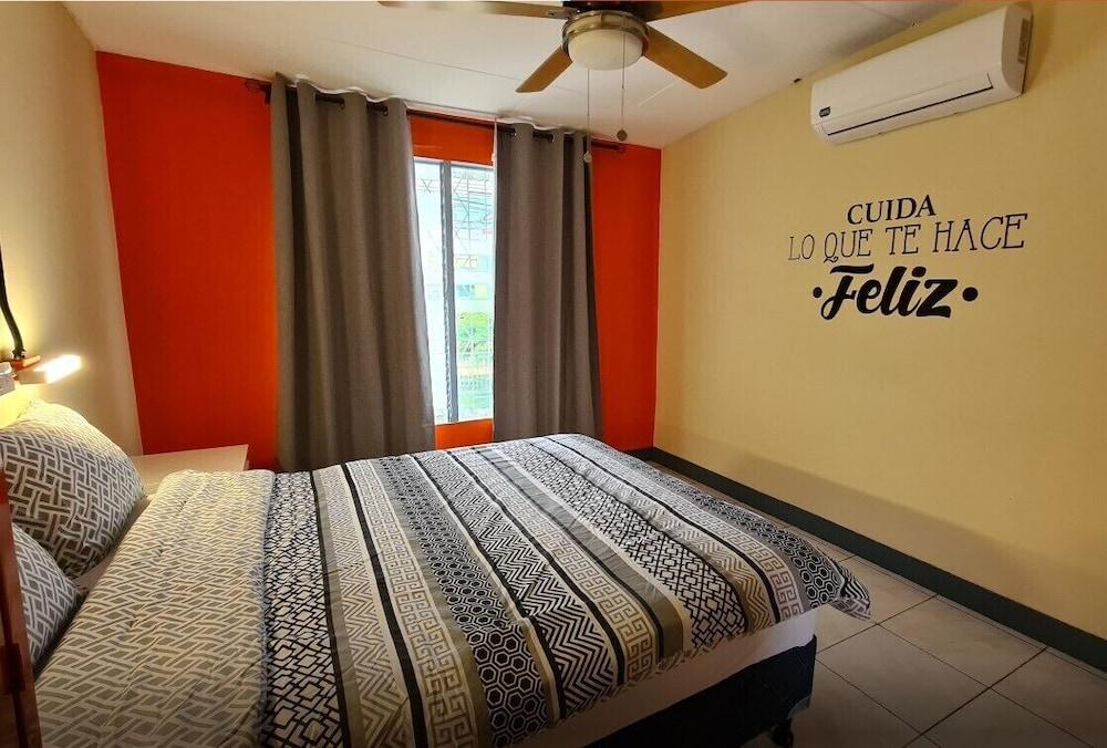 Hostal Casa Amiga - Hostel