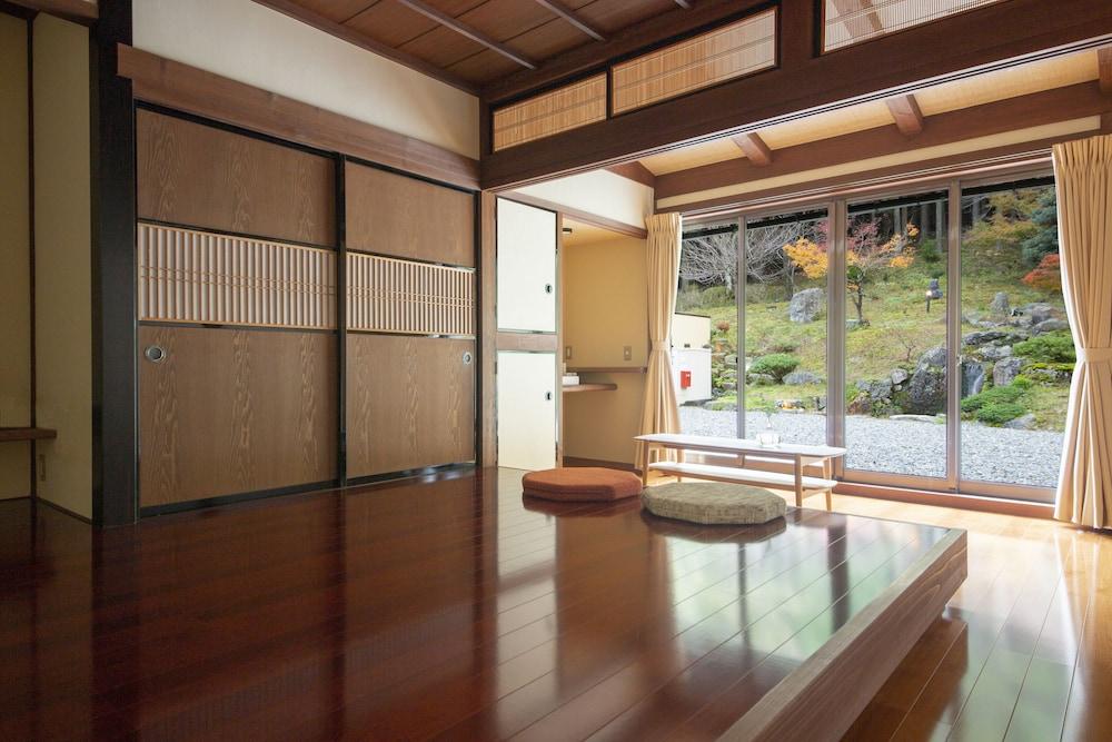 Matsunaga Rokkan Fujiya