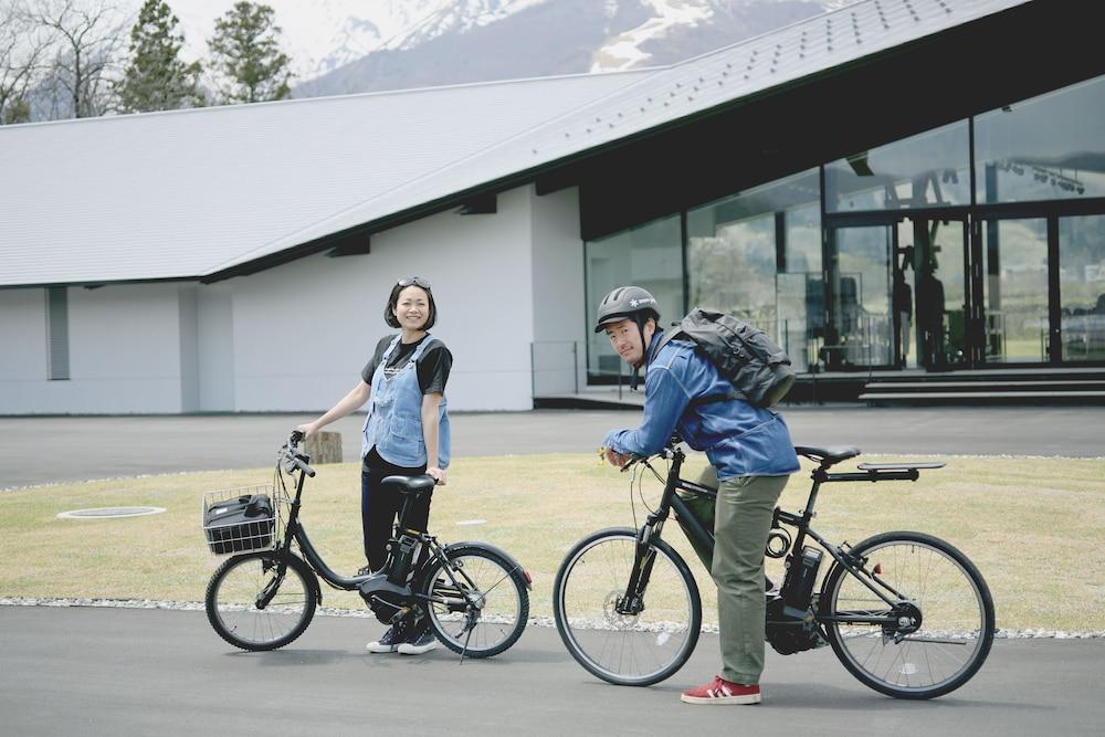 Snow Peak LAND STATION HAKUBA