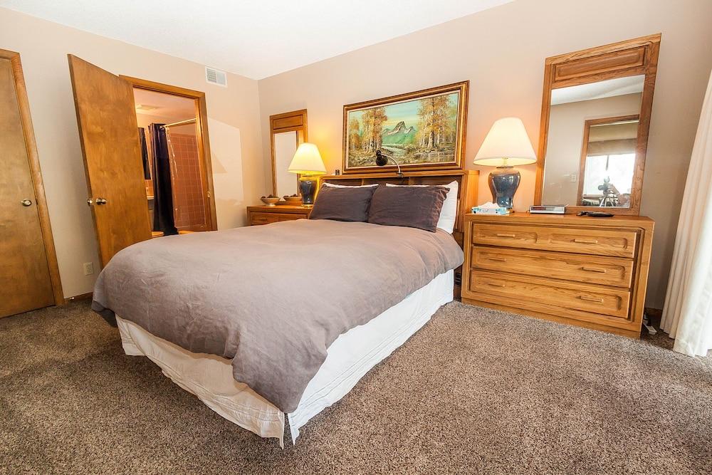 Mountain Side #147d by Summit County Mountain Retreats