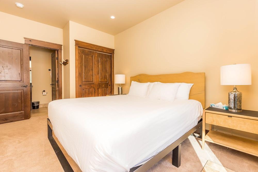 River Run Townhomes by Summit County Mountain Retreats