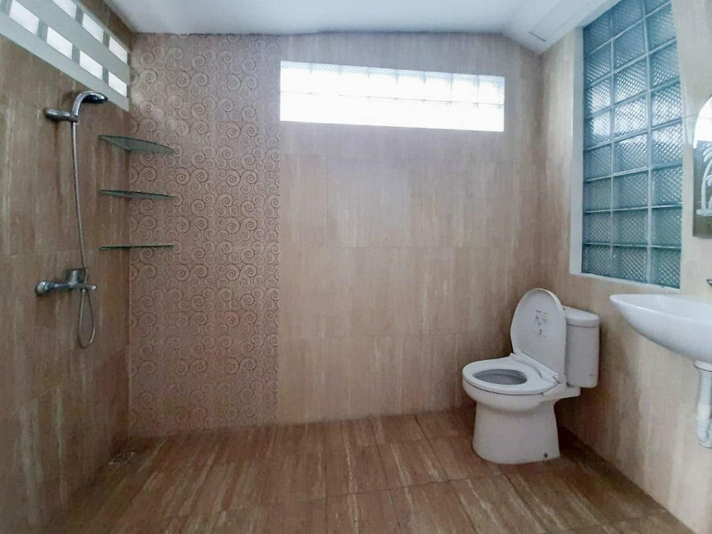 KoolKost Syariah near Pondok Indah Mall