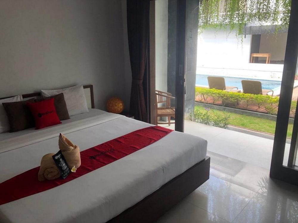 RedDoorz near Jimbaran Beach 2