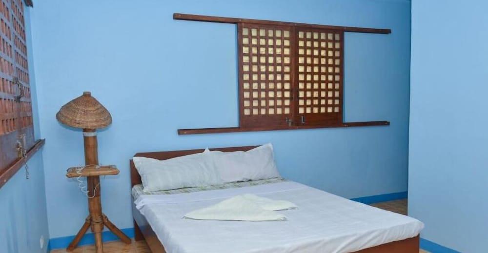 RedDoorz Plus @ Sla Divina Panglao Bohol