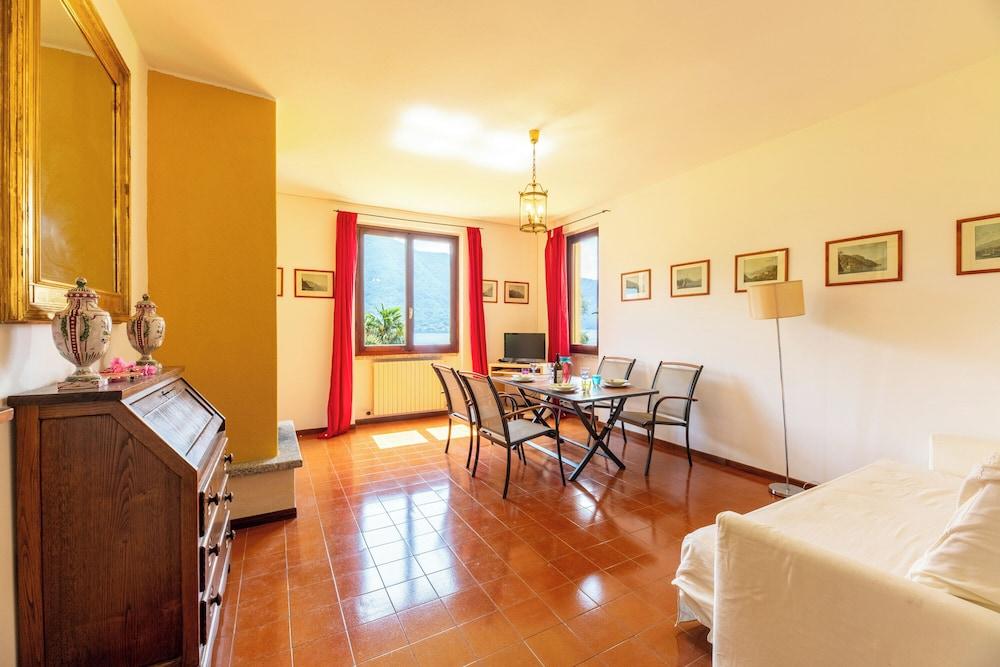 Balcone di Noa e Stella