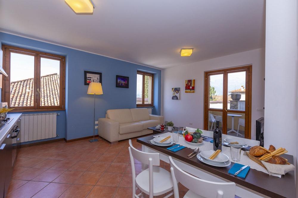 Fontana Del Lago Apt. 16