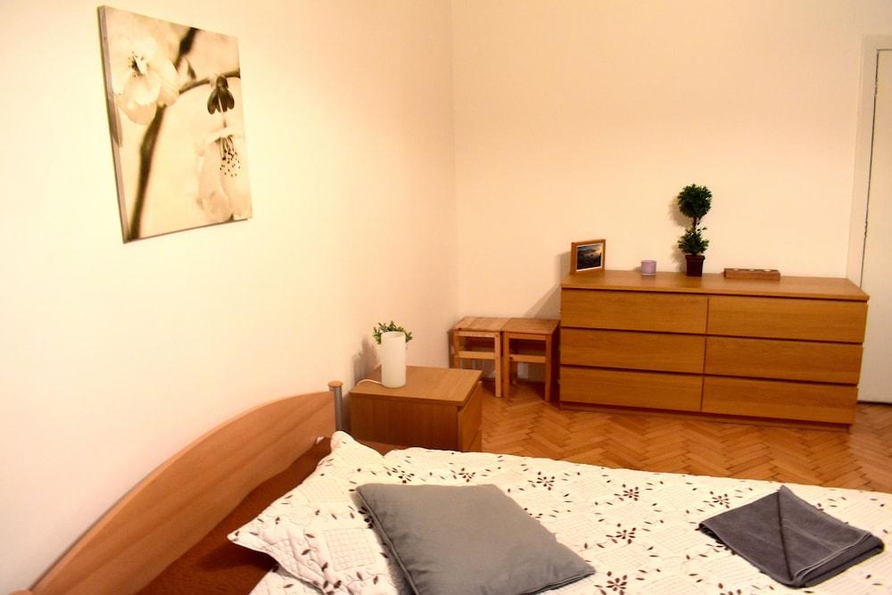 Peaceful - Central residence home