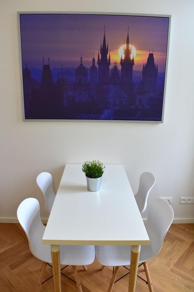 Boutique & Modern home in central Prague