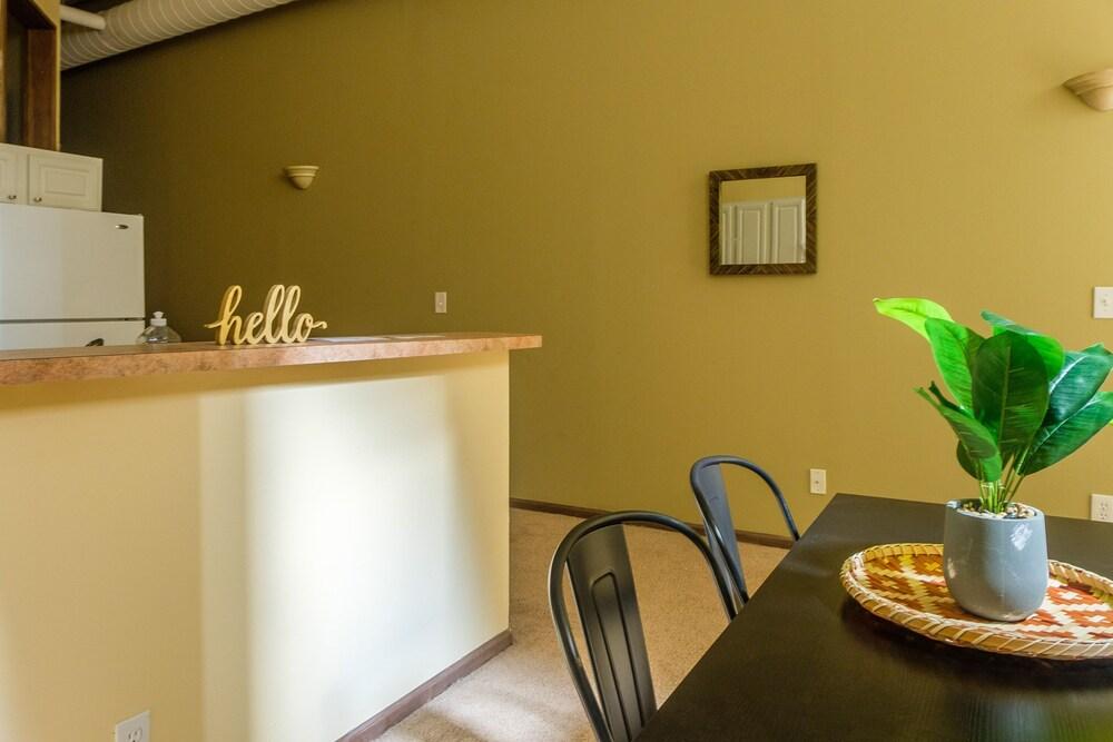 FRONTDESK Windsor Building Cleveland