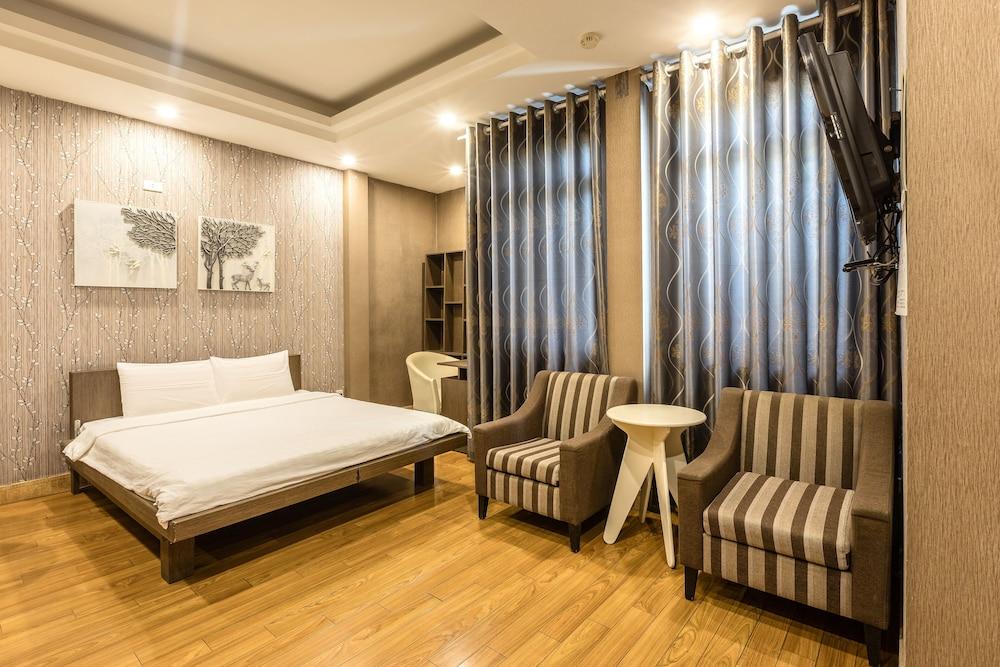 Manmo Ha Noi Business Hotel