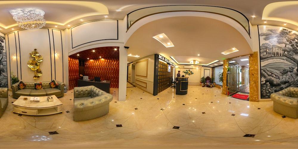 Mia Hotel