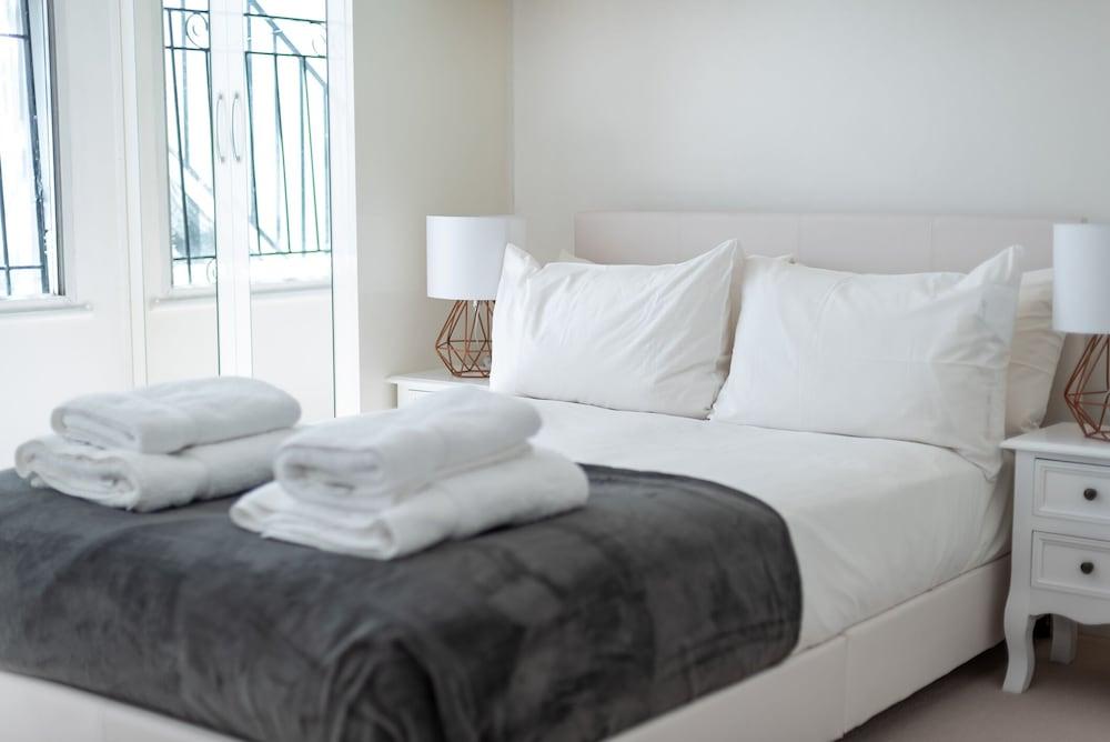 Anderson Street by CAPITAL