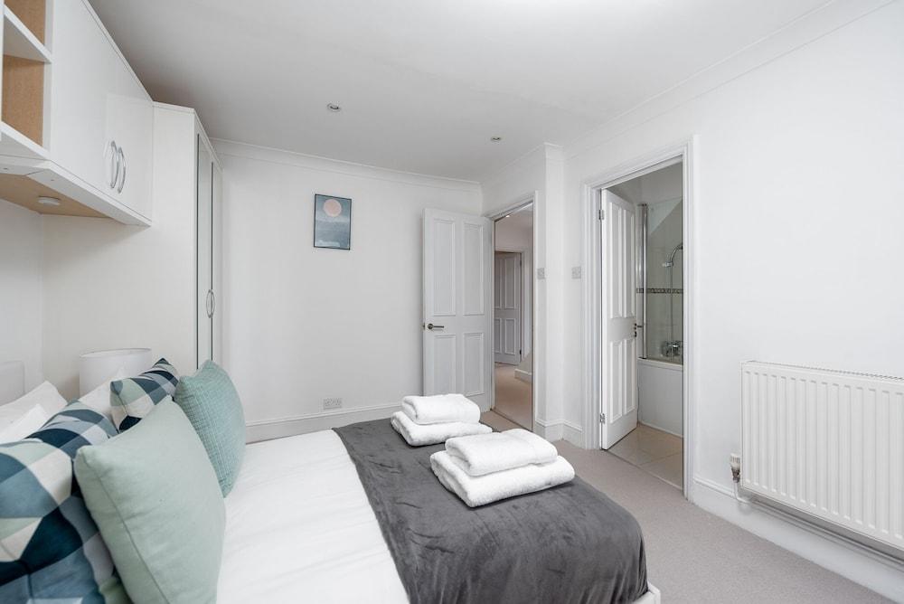 Anderson Street by CAPITAL