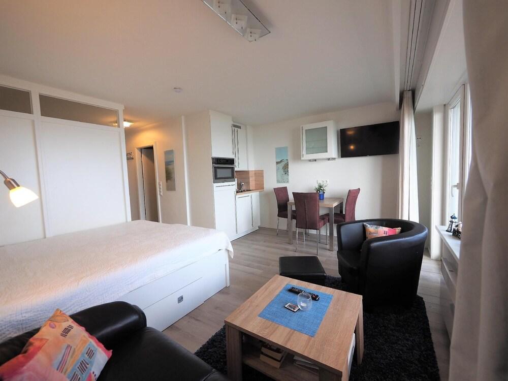 Am Hang 15 -seeblick- H15/008