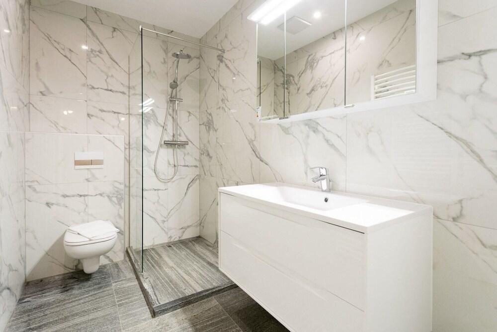 Sechs Personen Apartment