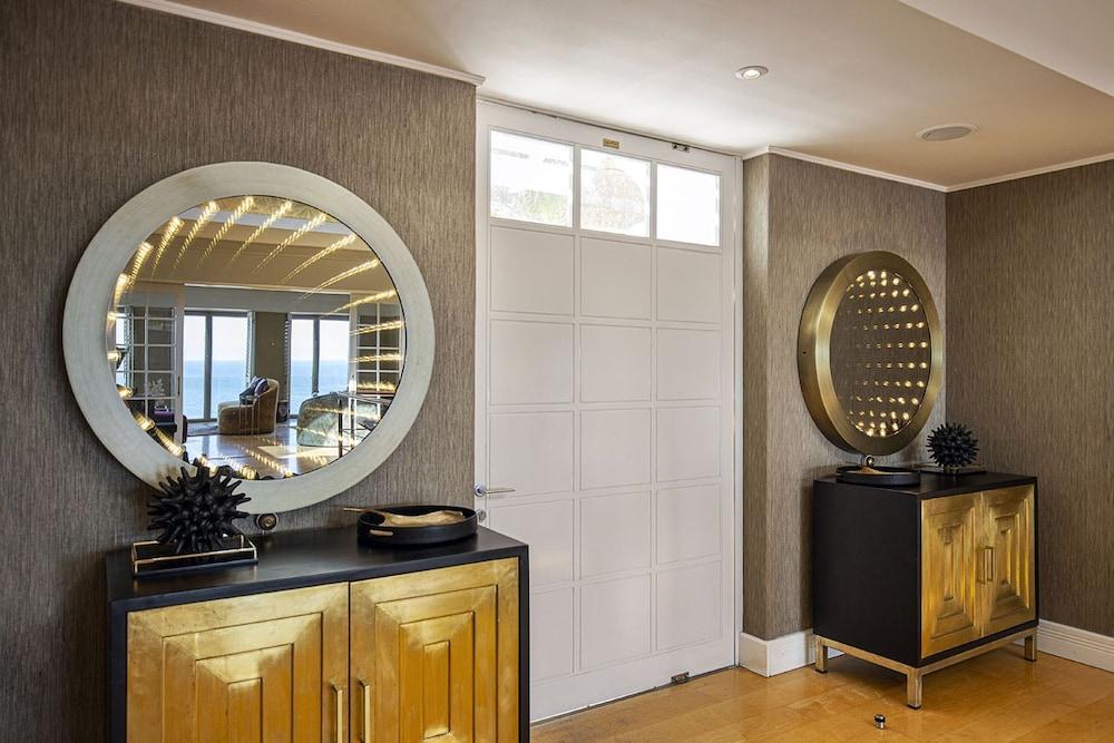 Clifton YOLO Spaces – Clifton Mansion Villa