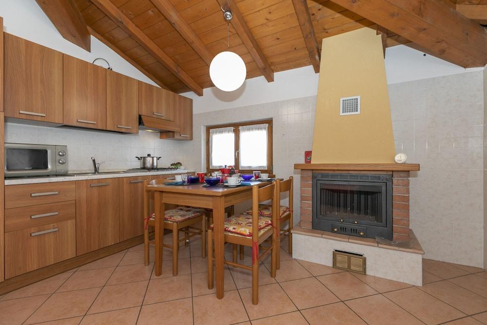 Garibaldi Lake View 4