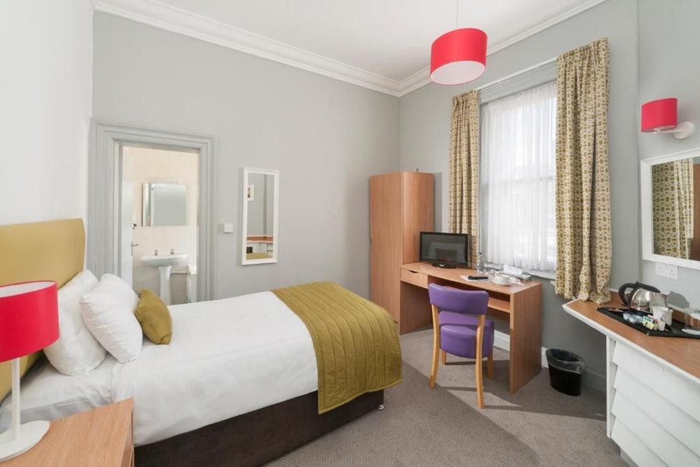 The Caledonian Torbay Hotel