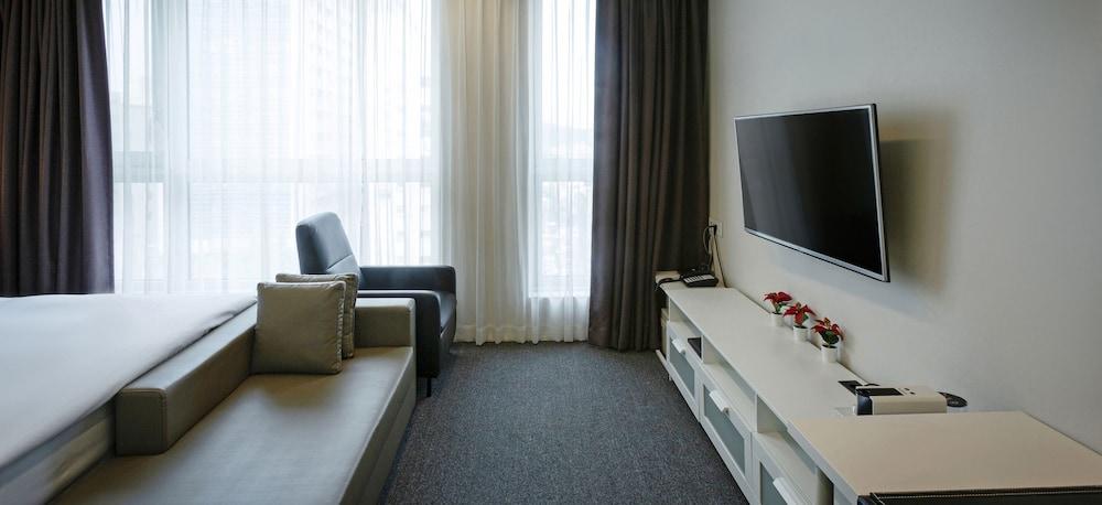 Grand City Hotel Changwon