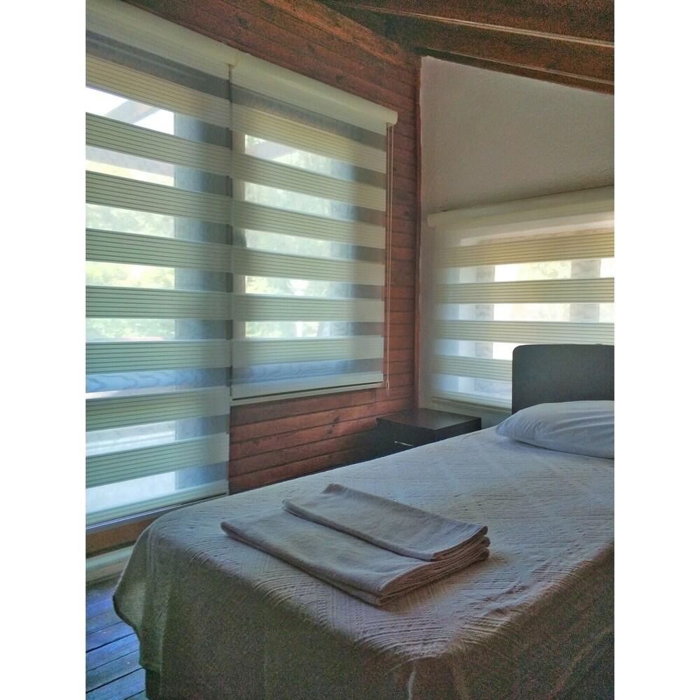 Orman Kampı Taş Evleri