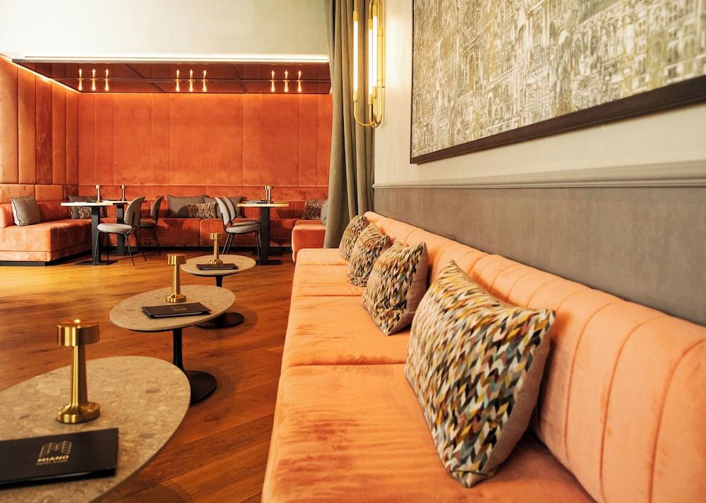 MIANO Hotel & Bar