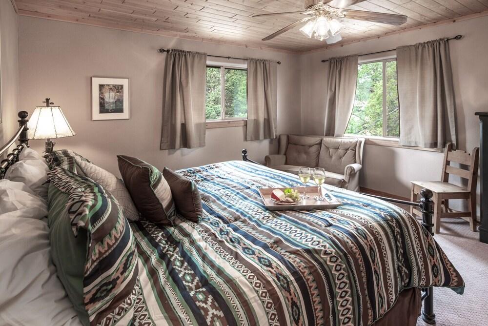 About Time by Vtrips