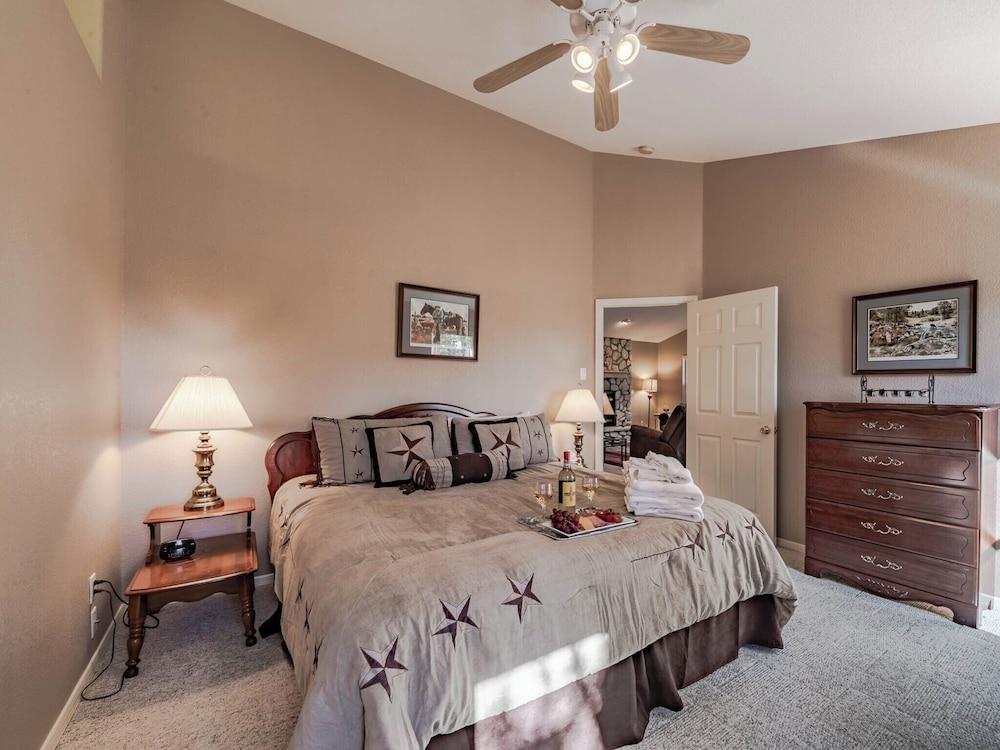 My Happy Place by Ruidoso Vacation Rentals