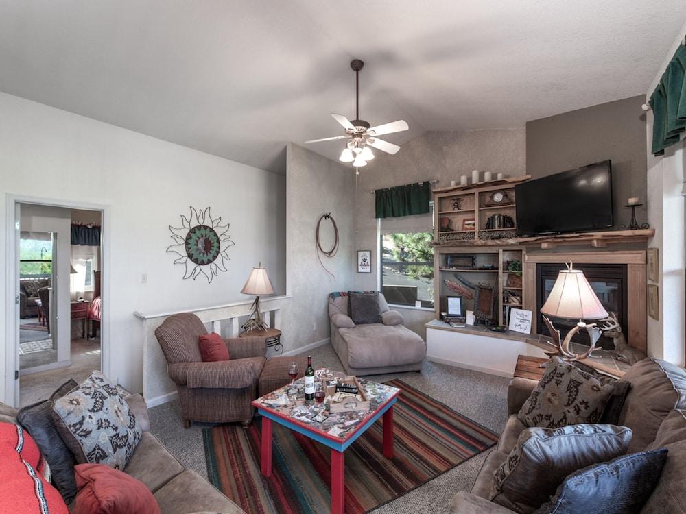 Robins Nest by Ruidoso Vacation Rentals