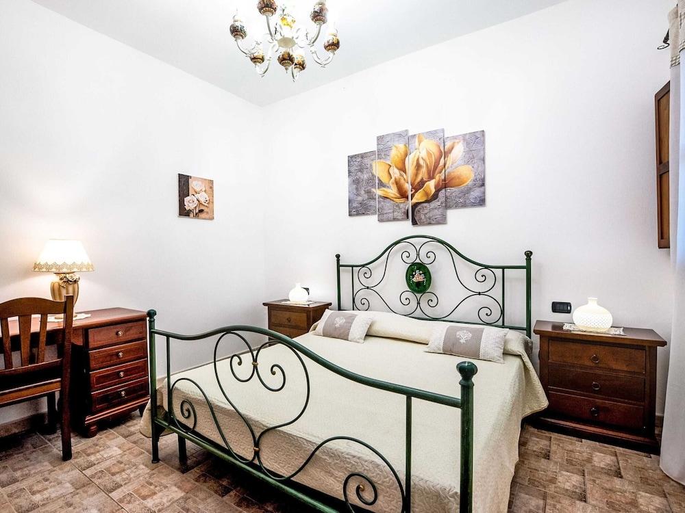 Belvilla by OYO Villa Barone Guest House