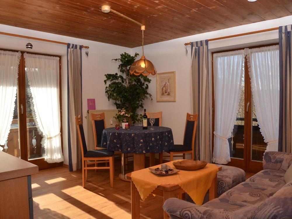 Appealing Apartment With Balcony