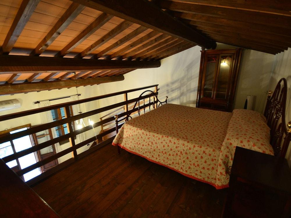 Serene Apartment in Orciatico