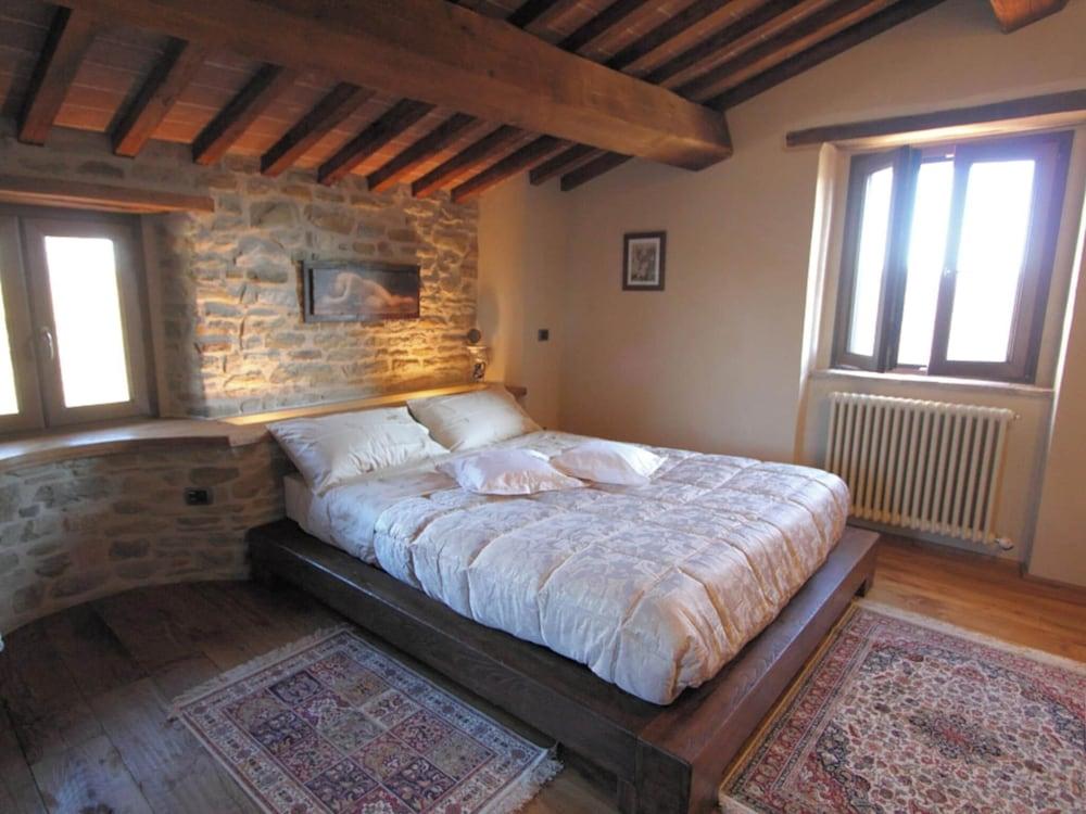 Belvilla by OYO La Rocca Estate