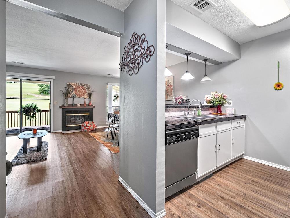 Table Rock Escape at Pointe Royale