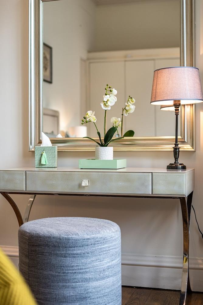 Grosvenor Gardens by CAPITAL