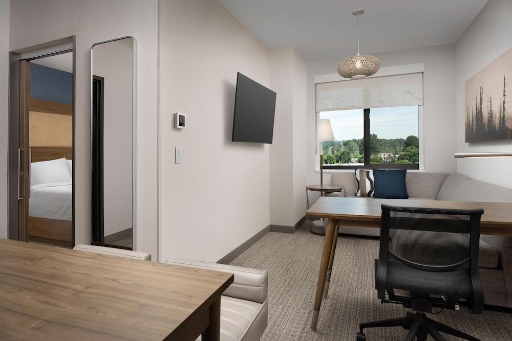 Element Seattle Sea-Tac Airport