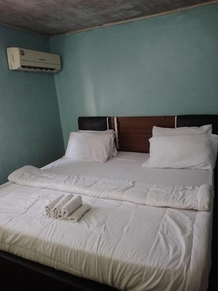 Nippon Diamond Suites