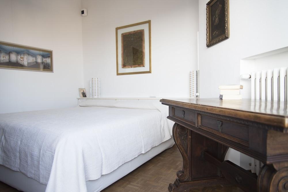 The Traveller's Terrace