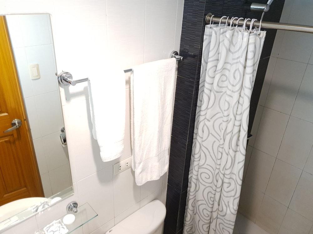 Festive Hotel Makati