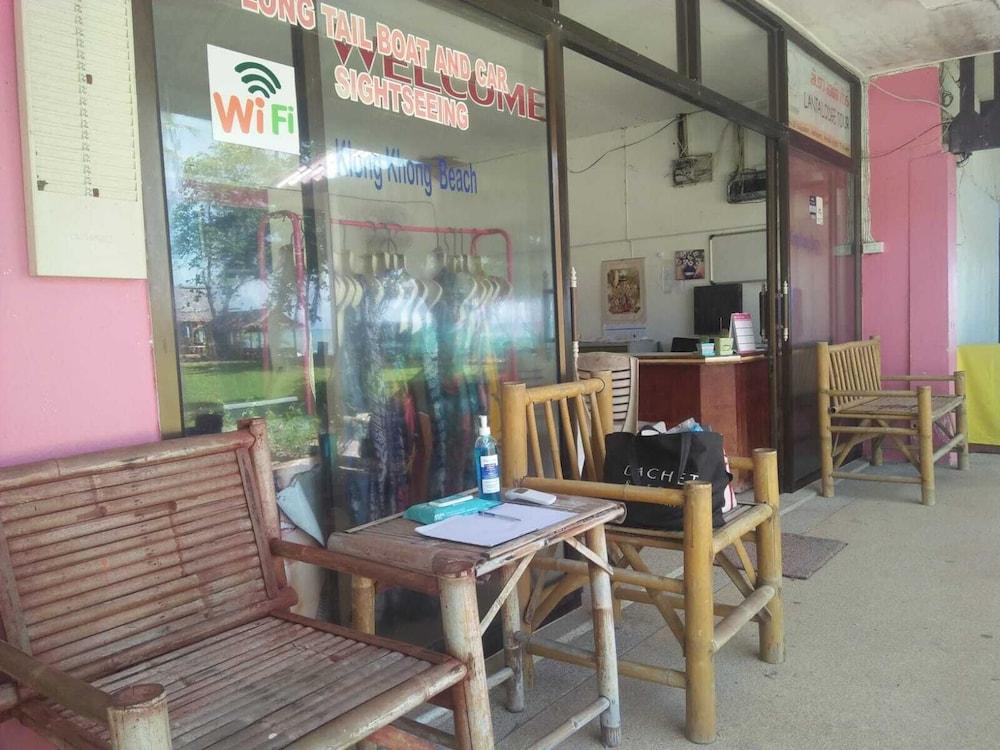 OYO 75333 Lanta Beach Lodge