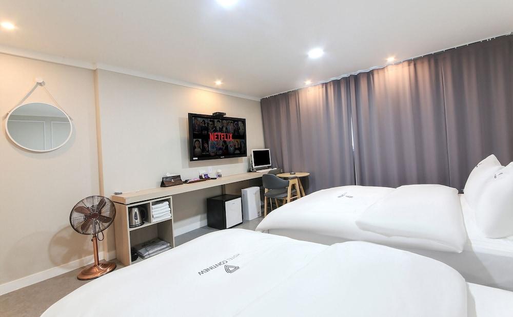 Continew Hotel