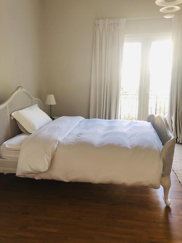 Impeccable 5 Beds Villa in Dubai