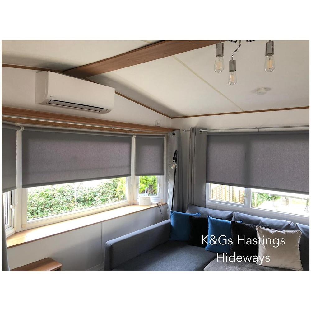 Beautiful 3-bed Caravan on Holiday Park