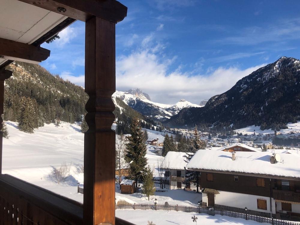 Alpine Touring Hotel